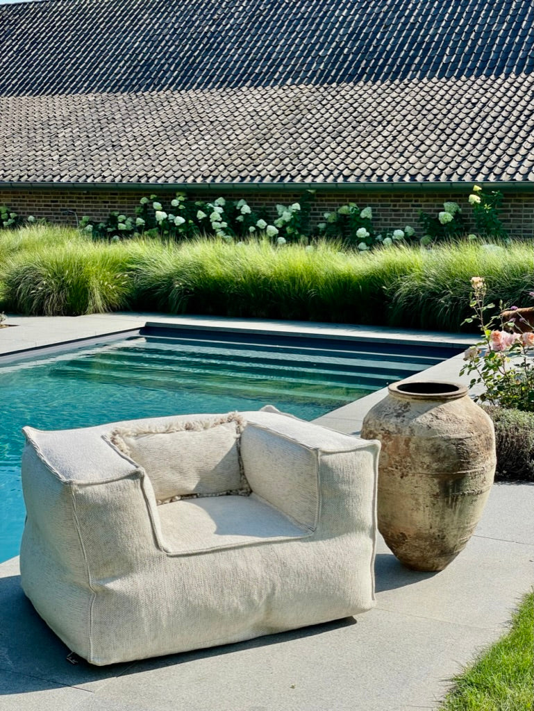 Luxury outdoor Silky Club Seat